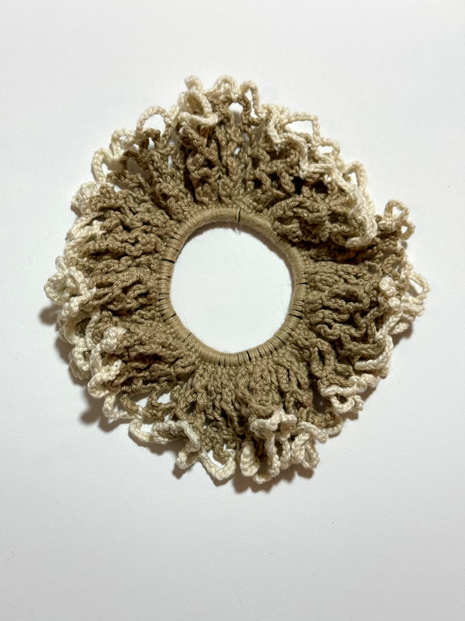 SCRUNCHIE BEIGE