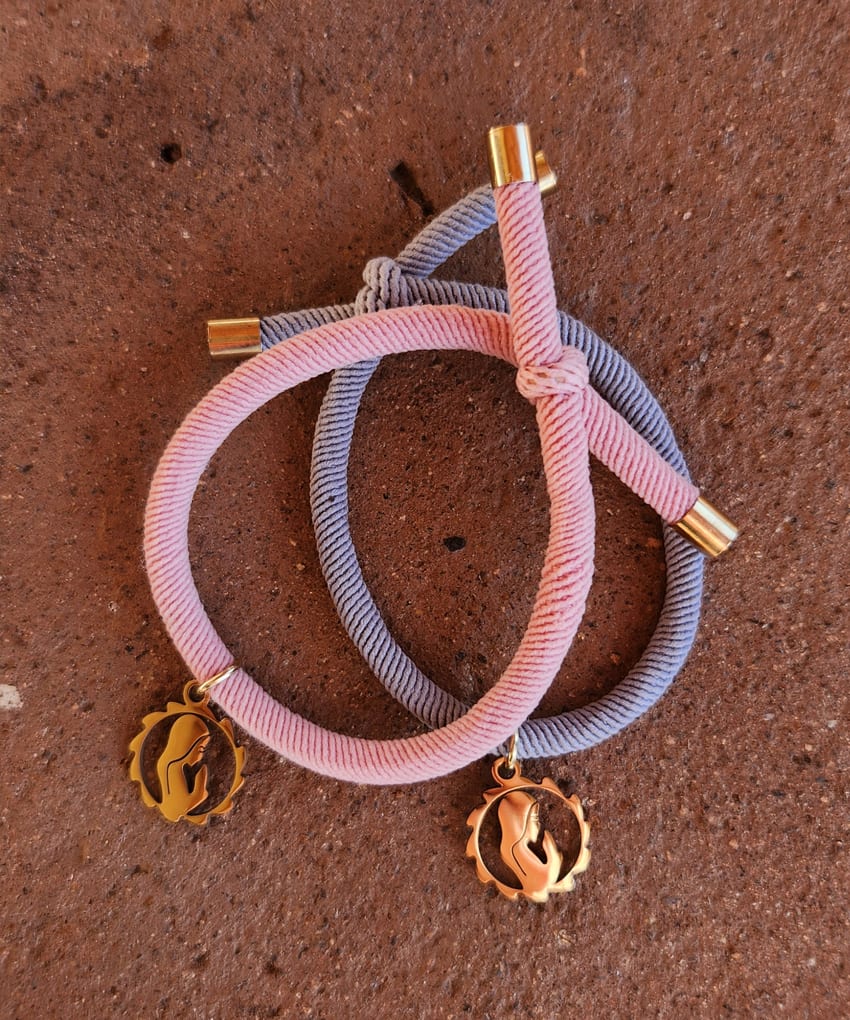 Pulsera elástico rosado virgen