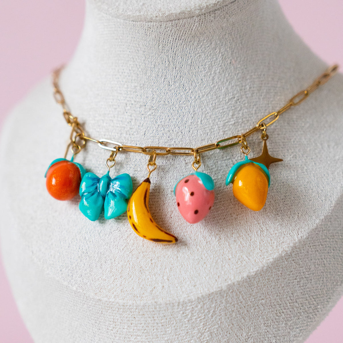 Collar Charms Frutas