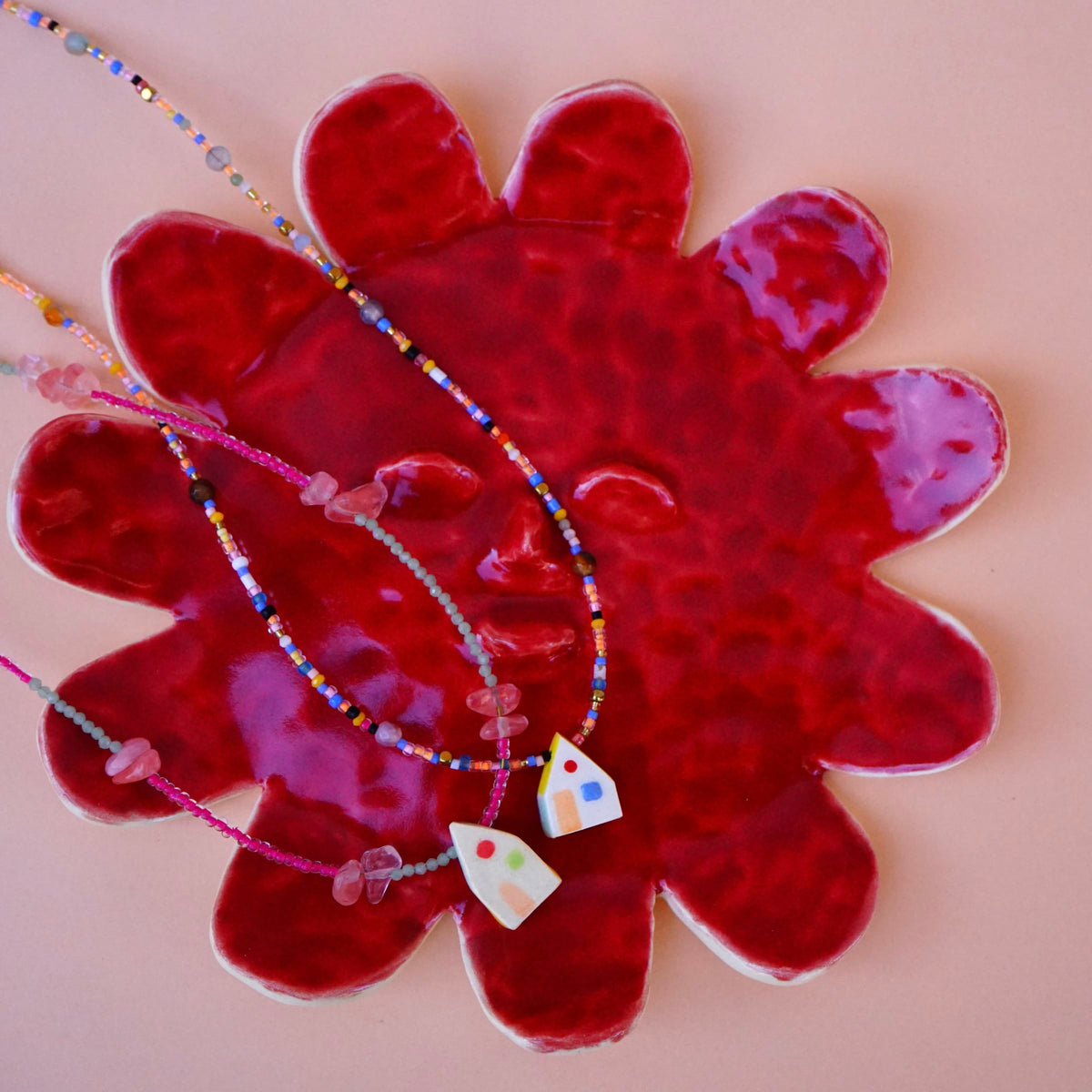 Plato flor rojo 01