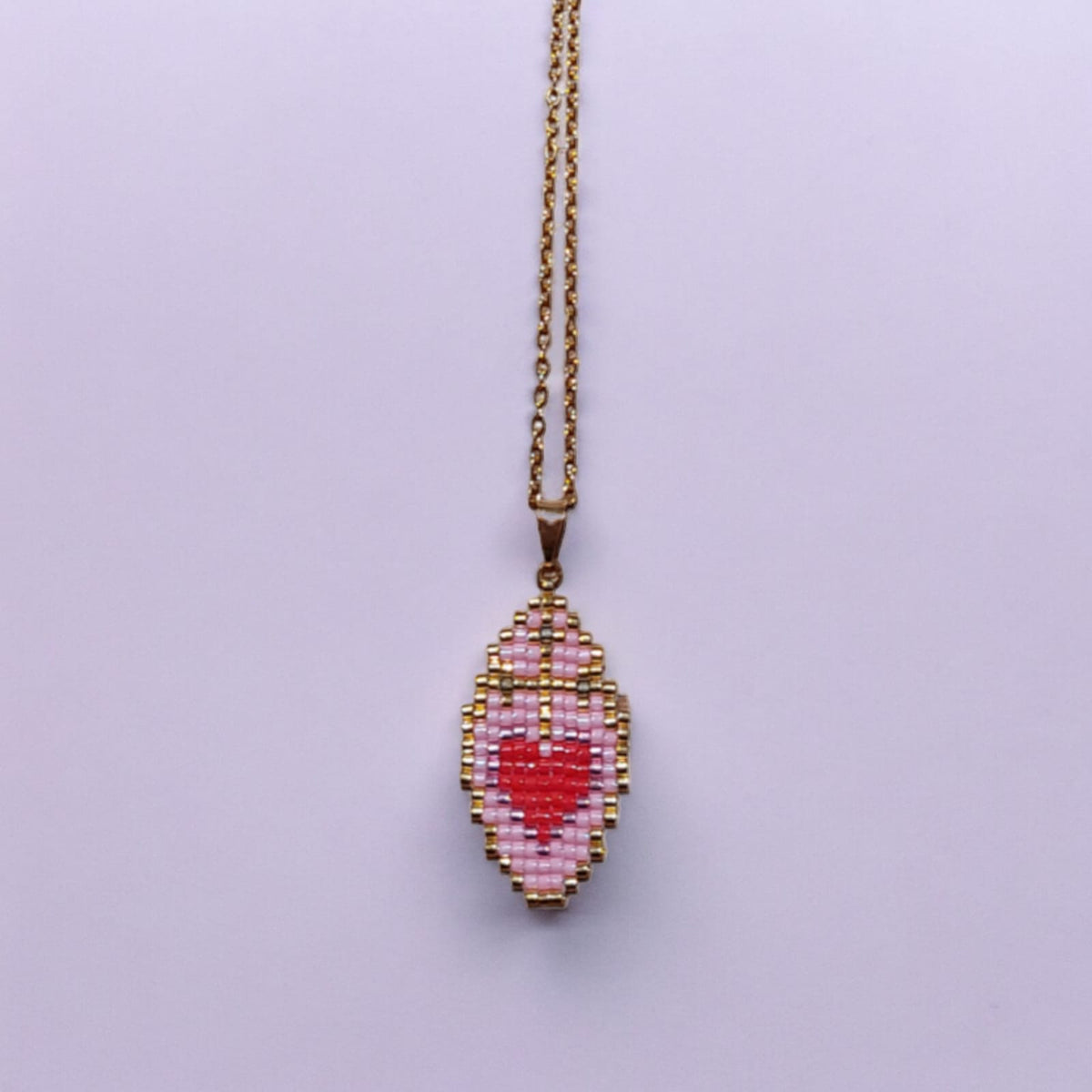 Collar Sagrado Corazon Rosado