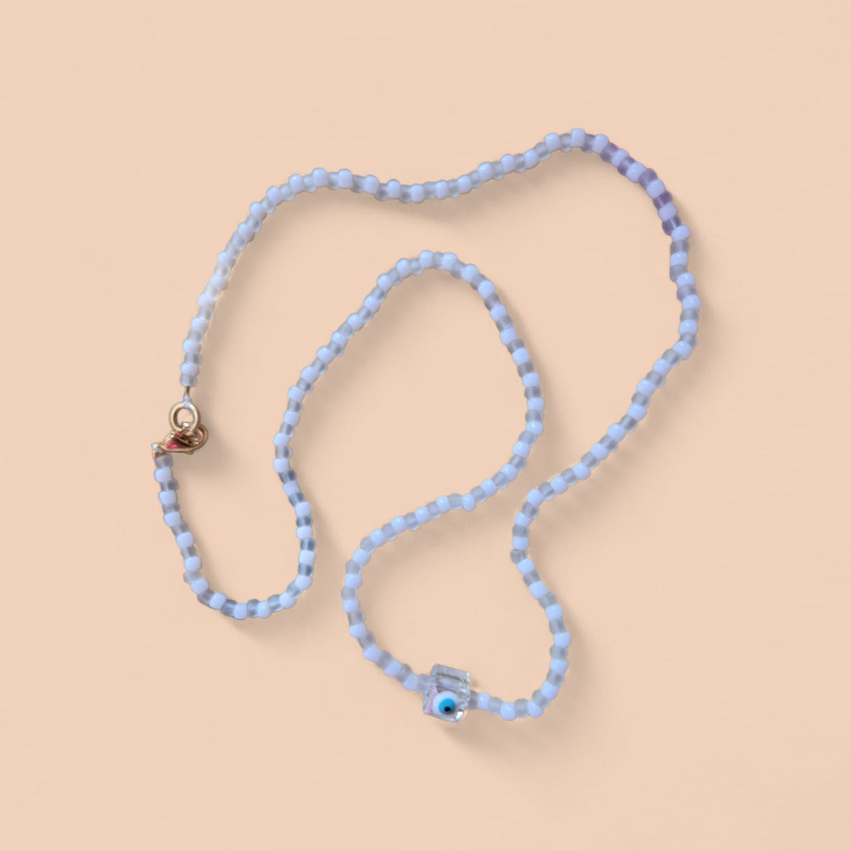 Collar Amuleto Blanco