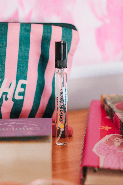 Pocket Spray - Mini Aromatizante Ambiental Portátil 10ml Abrazo de Invierno