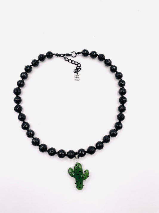 Cortito Cactus Negro Collar