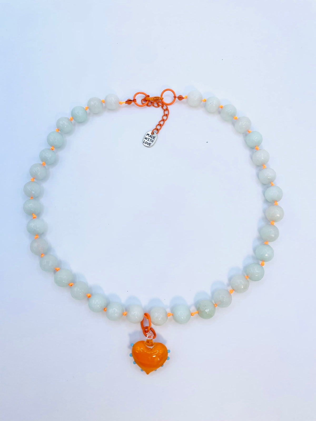 Cortito Corazón Naranjo Collar