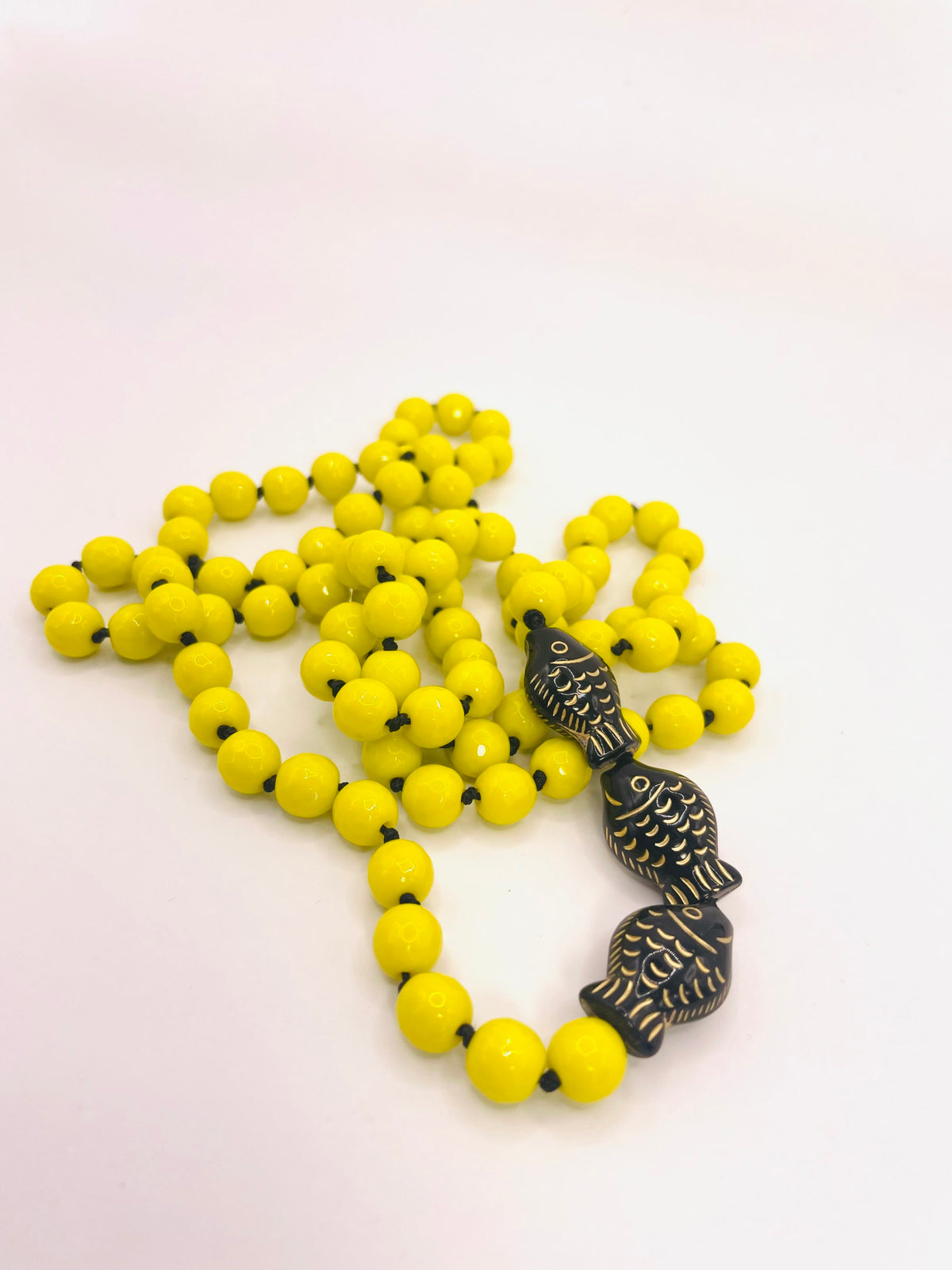 Peces Amarillo Collar