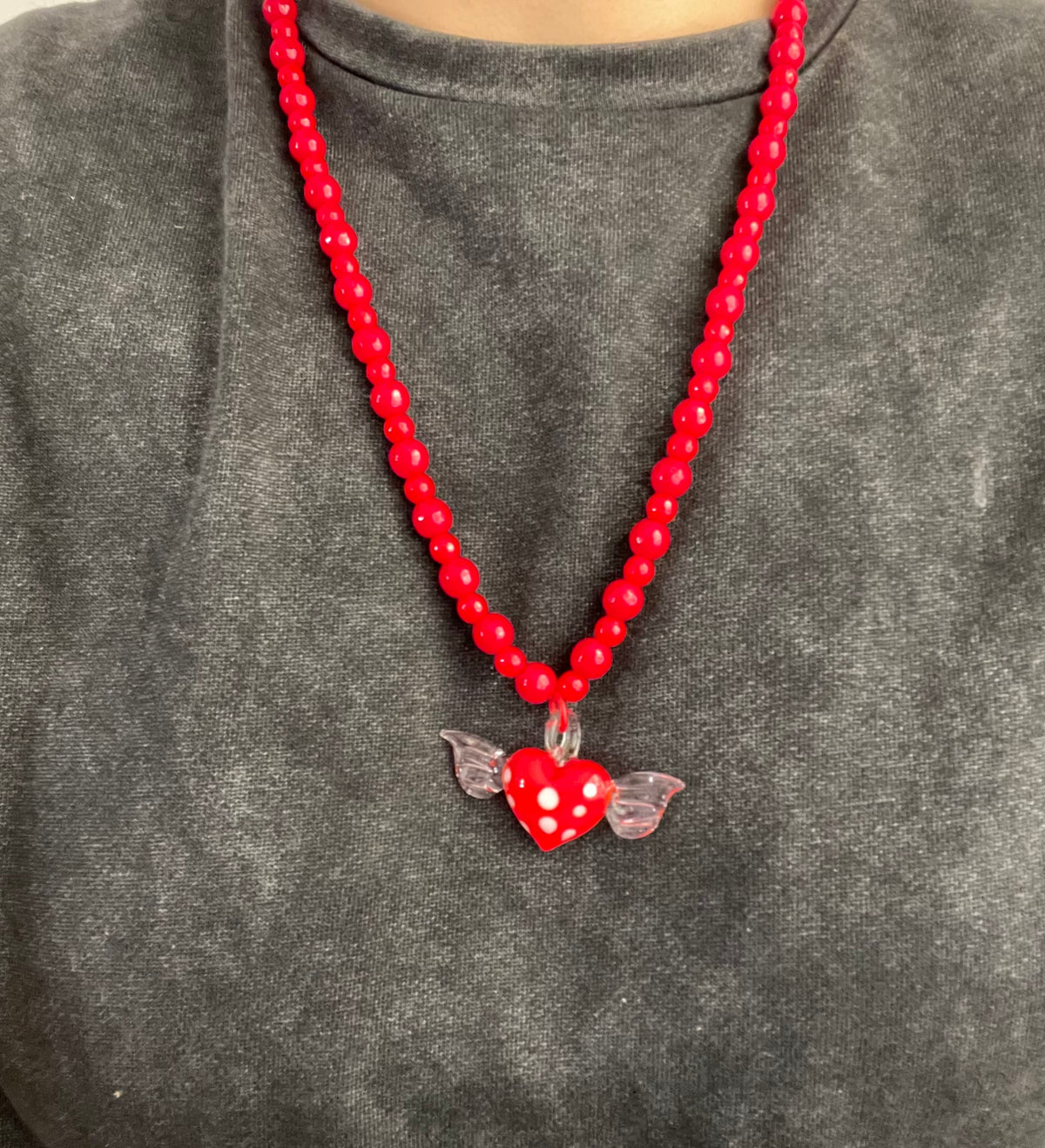 Corazon Alado Rojo Collar