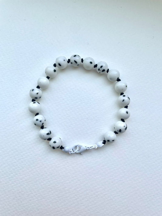Pulsera nudo blanca